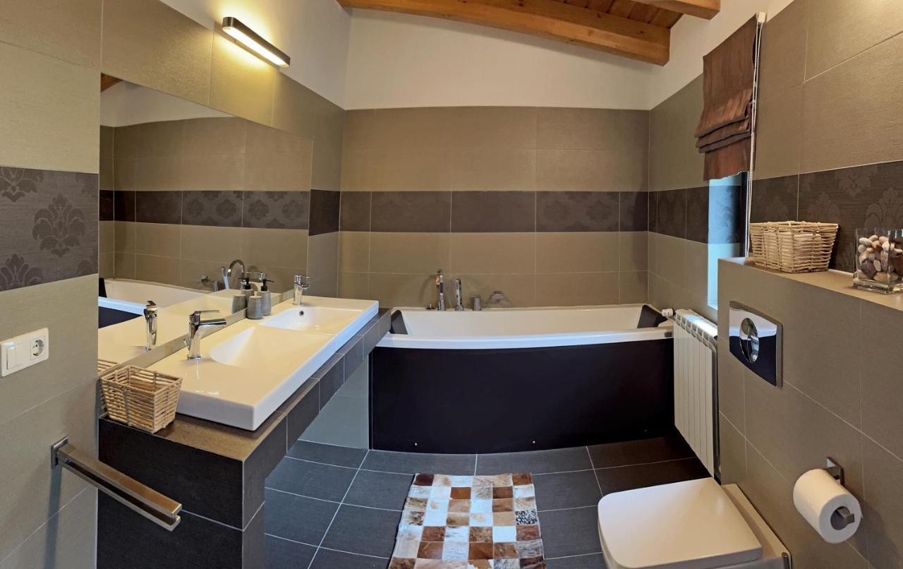 Bazalt Wellness Villa Harghita-Băi Eksteriør billede